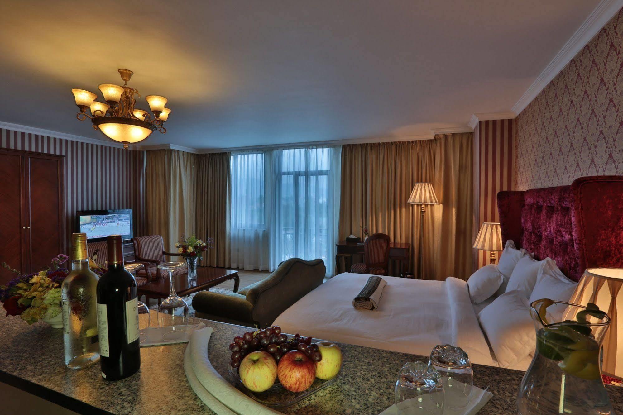 The Residence Hotel แอดดิสอาบาบา ภายนอก รูปภาพ